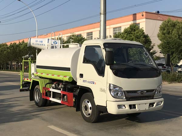 程力威牌CLW5040TDYB6ZS型多功能抑塵車